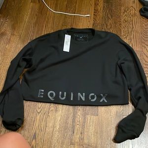 Equinox cropped hoodie size medium NWT new with tags